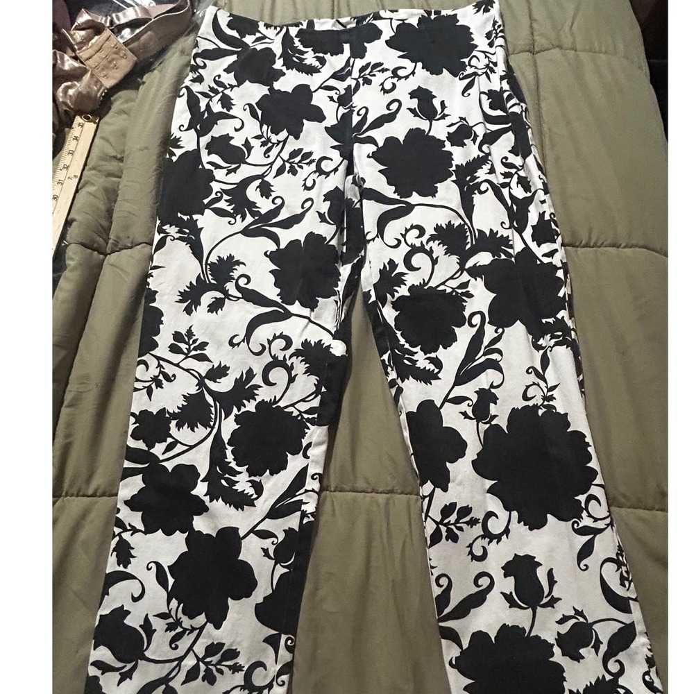 Real Clothes Black White Floral Print Straight Leg Pants Side Zip Sz 12 Resort